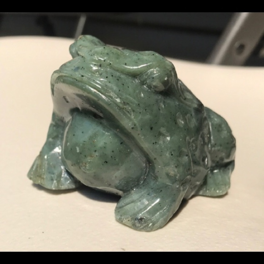 Vintage Heavy Jade Handcarved Frog Detailed - Picture 4 of 16